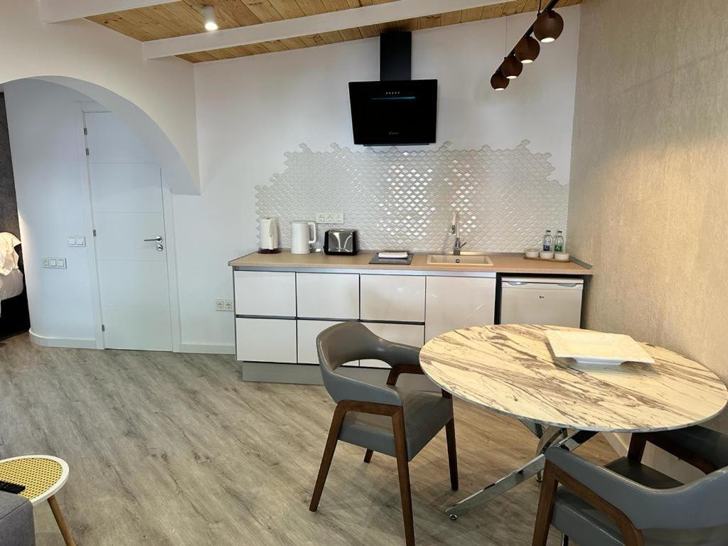 Miramar Boutique Apartments Adults Only Коралео Екстериор снимка